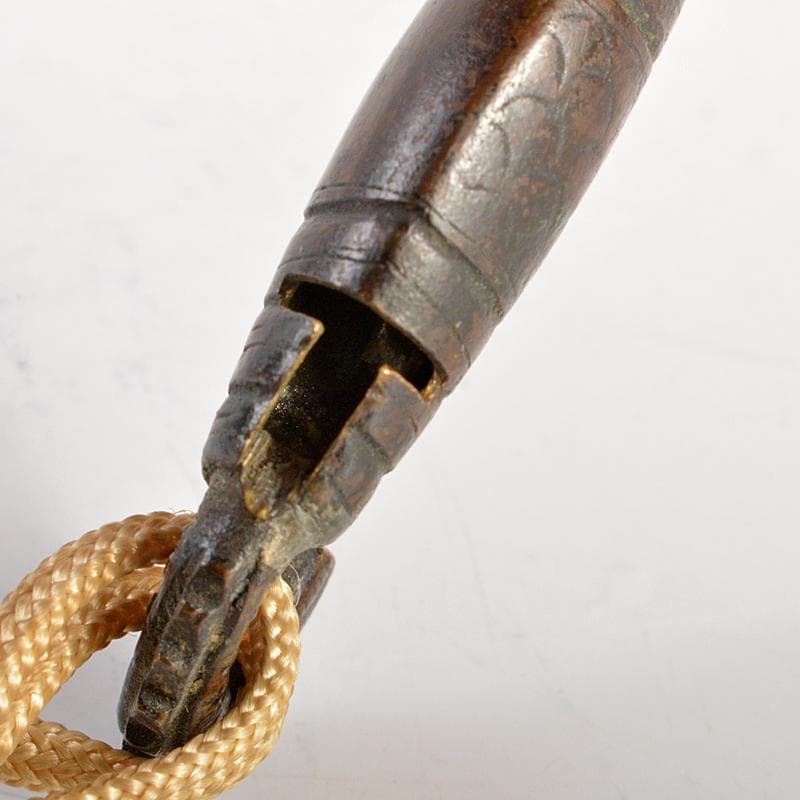 李朝　朝鮮古民具　古銅　刻神獣　古い錠前　鍵　M　R7375