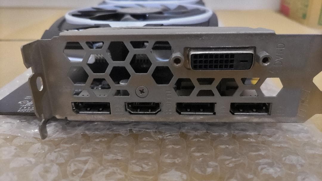 グラフィックボード・グラボ・ビデオカード MSI GeForce GTX 1060 ARMOR 6G OC