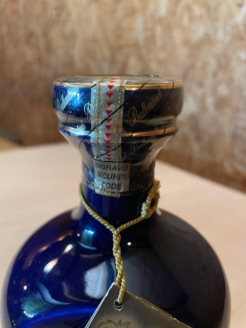バランタイン21年 青陶器ボトル 43度 700ml 箱無し