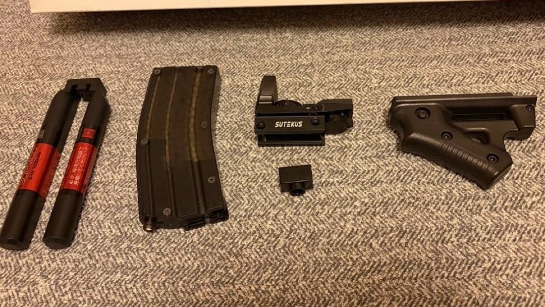 次世代電動ガン HK416D フルセット＋ダンプポーチやバッテリー等付属品多数