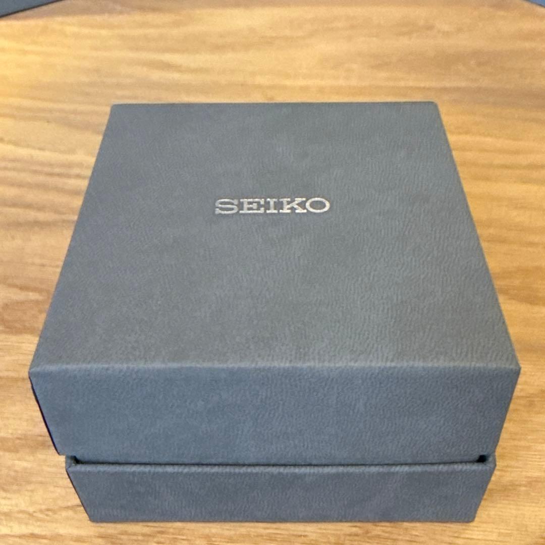 ⭐︎希少⭐︎限定SEIKO ムービングデザイン6R15-01R0 自動巻き時計