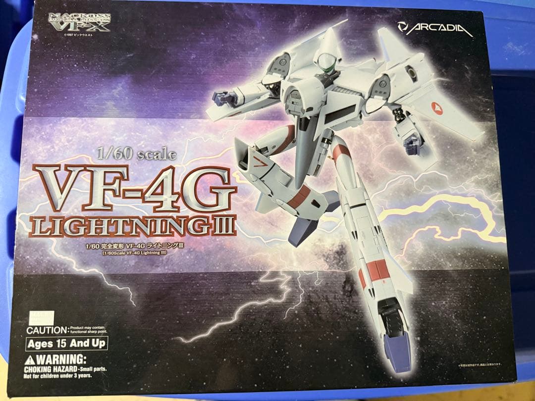 アルカディア VF-4G LIGHTNING III マクロス　1/60