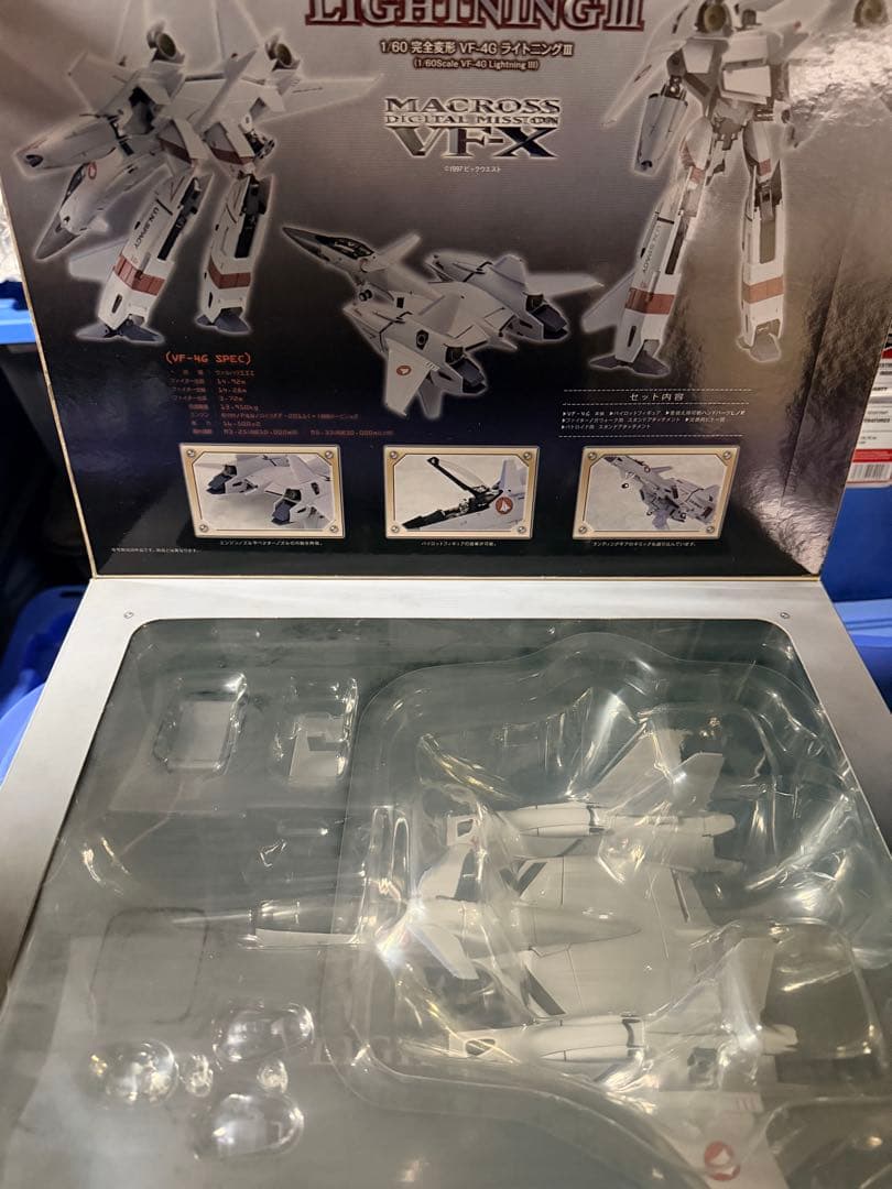 アルカディア VF-4G LIGHTNING III マクロス　1/60