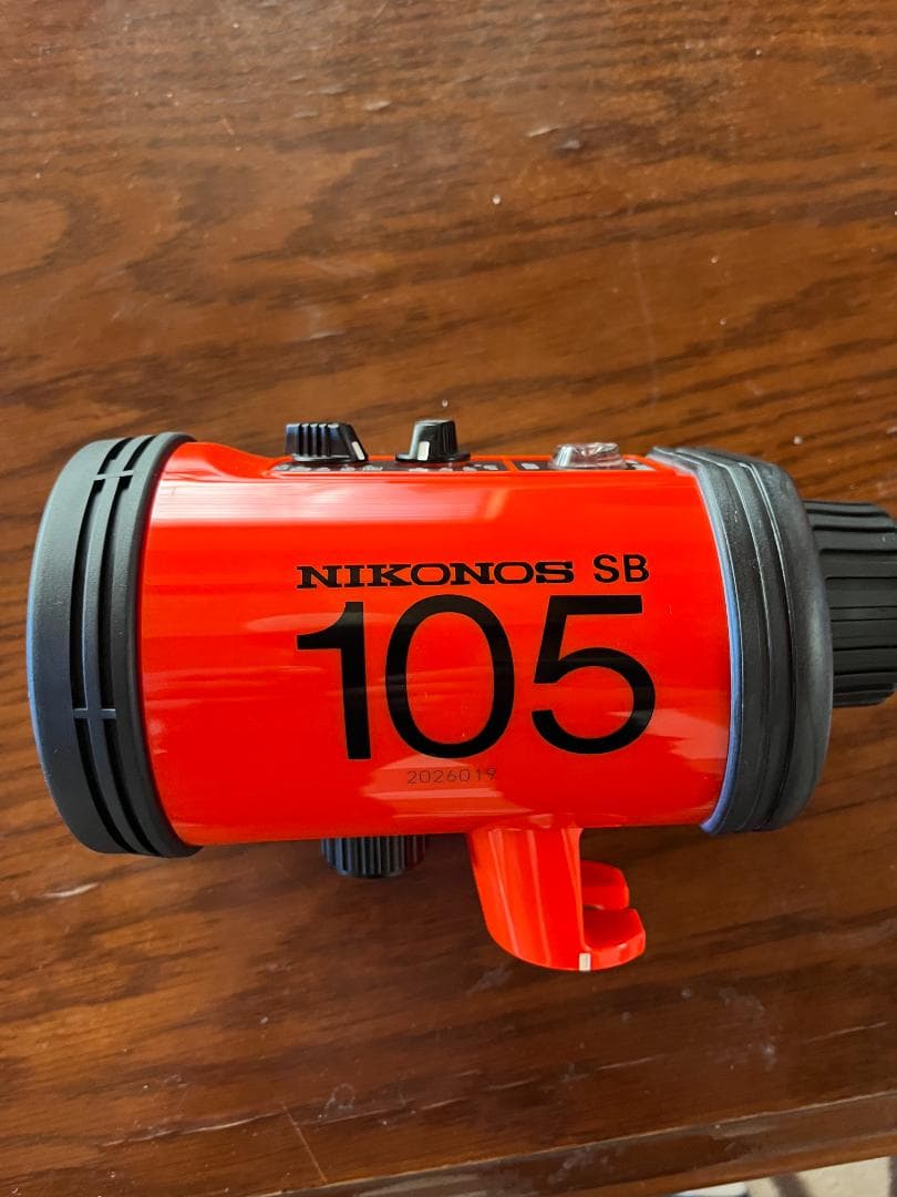 フィルムカメラ Nikon Nikonos-V Nikkor35mm f/2.5 SB-105