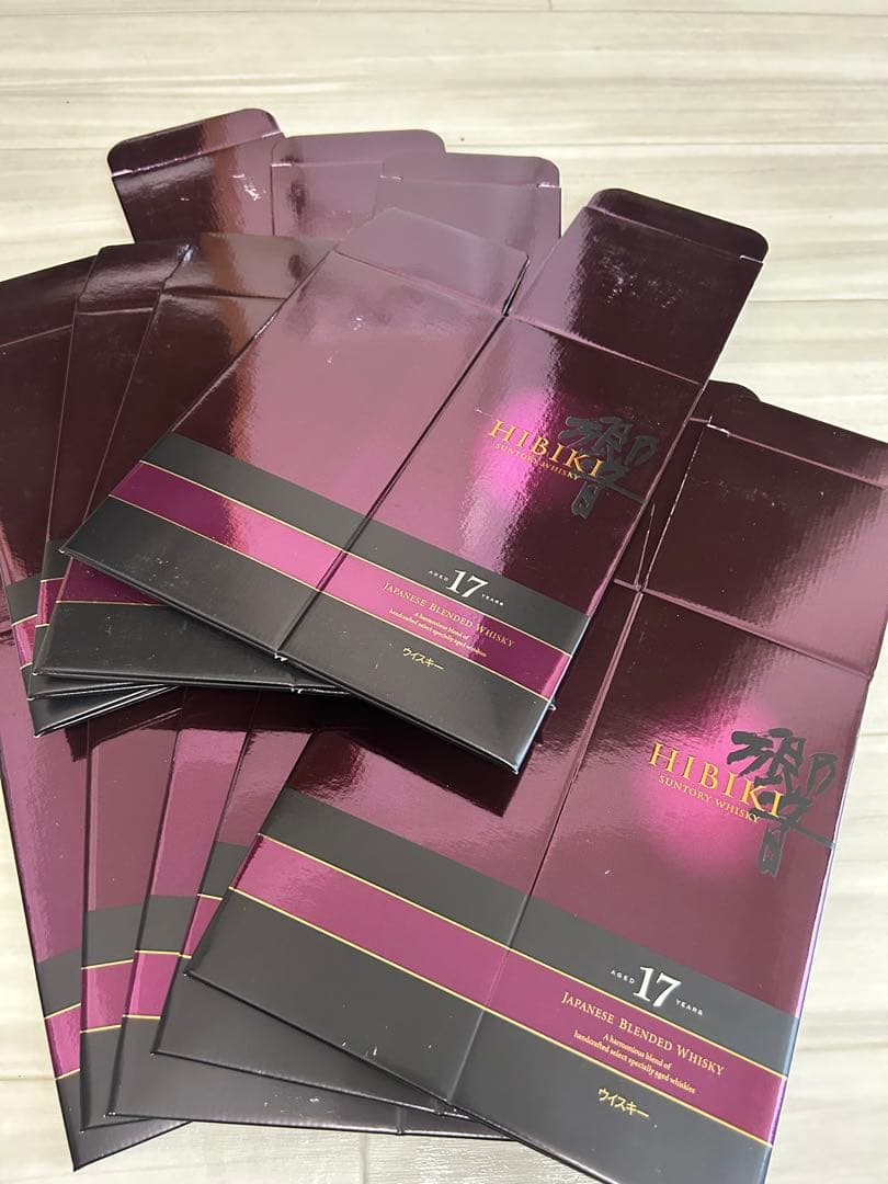 箱のみ　中身　空瓶なし　 響17年 ウイスキー 空箱9枚セット