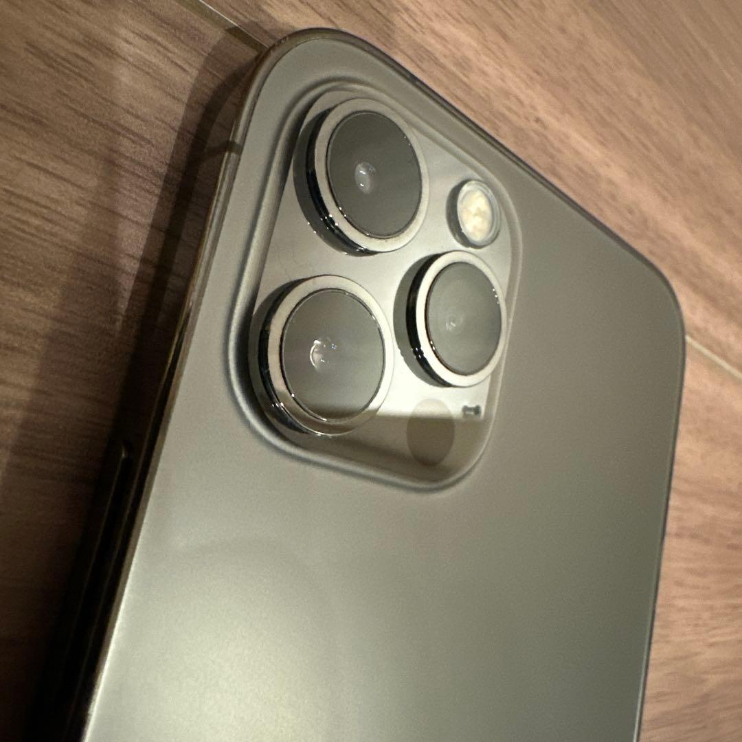 携帯電話本体 iPhone12 pro 256GB