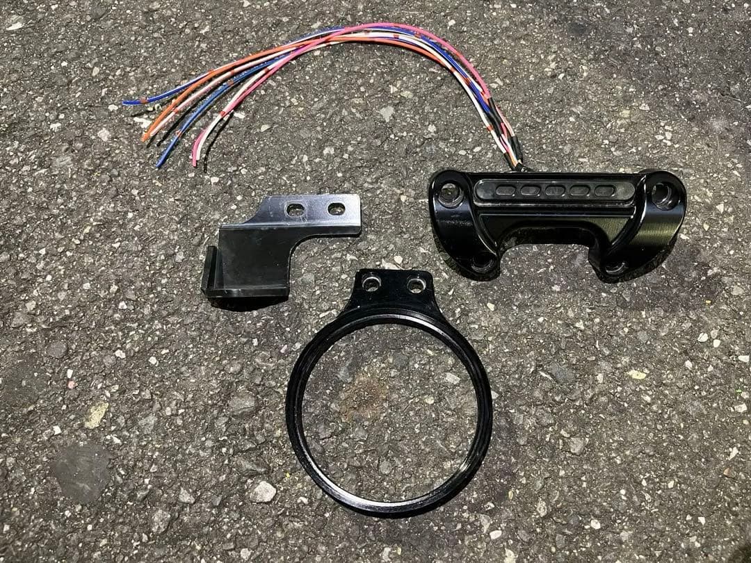 ゼロデザインワークス メーター移設キット