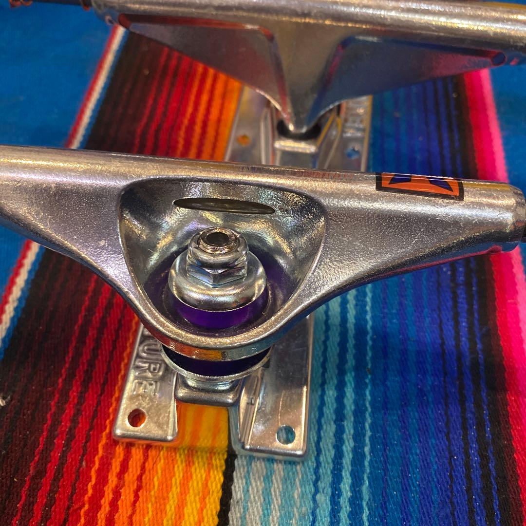 V-HOLLOW スケートボード トラック 2個セット5.2HI