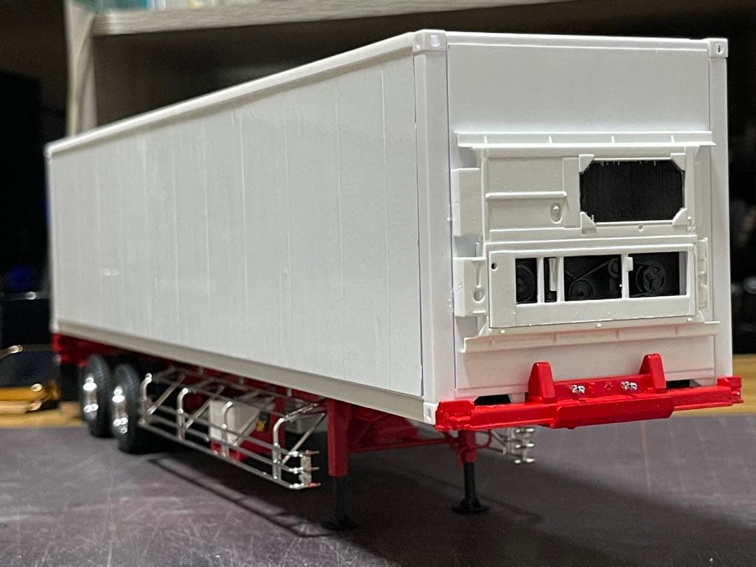 デコトラ‼️1/32 40フィート海コントレーラー2軸MG付きシャーシ