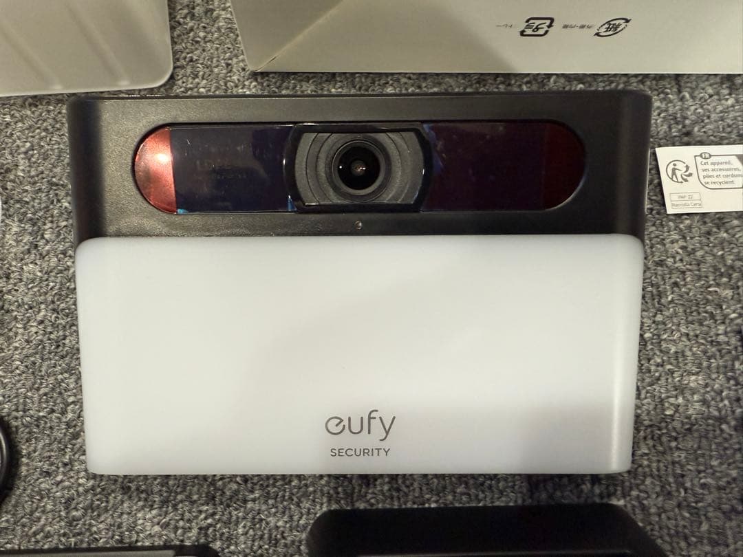 防犯カメラ anker eufy Wall Light Cam S120