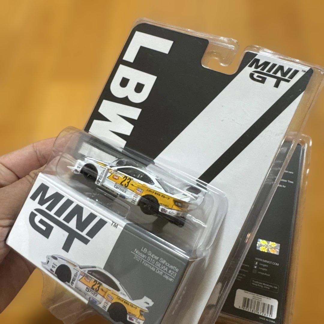 MINI GT 限定 日産LBWK S15 SILVIA シルビア 2台セット