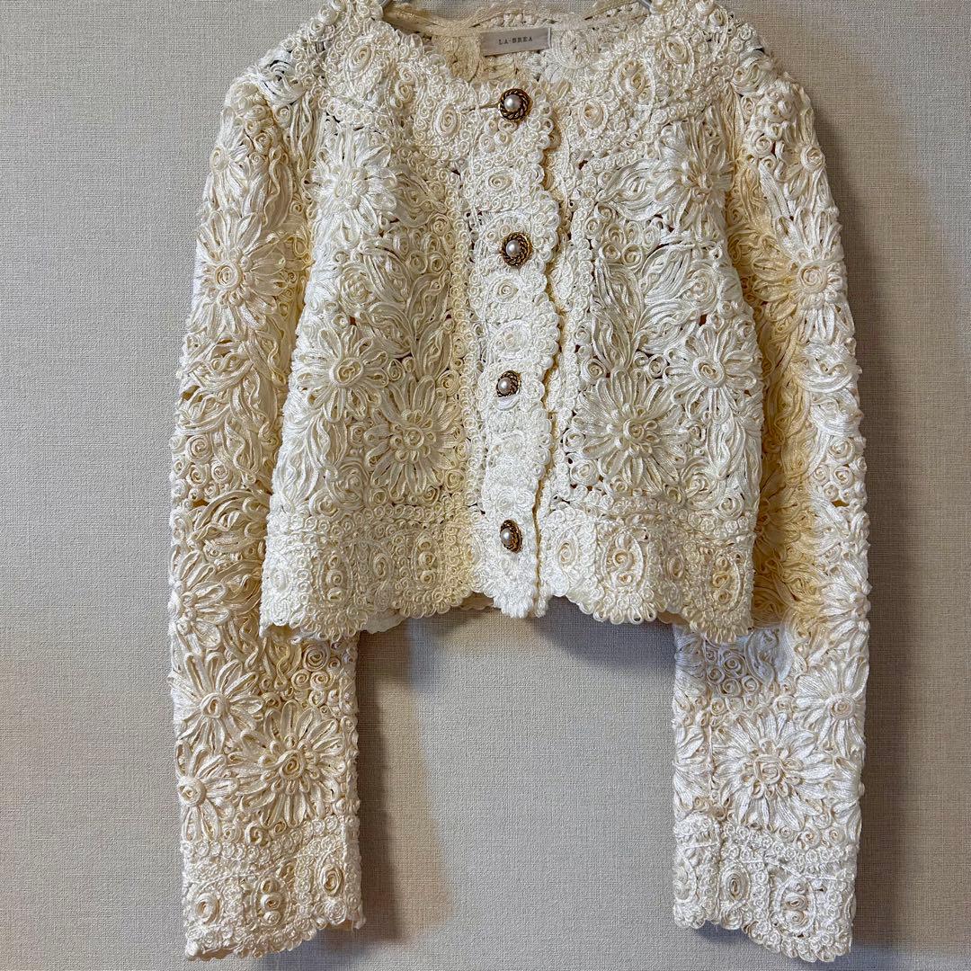 美品⭐︎MELROSE LA-BREA リボンヤーンレースセットアップ　花モチーフ