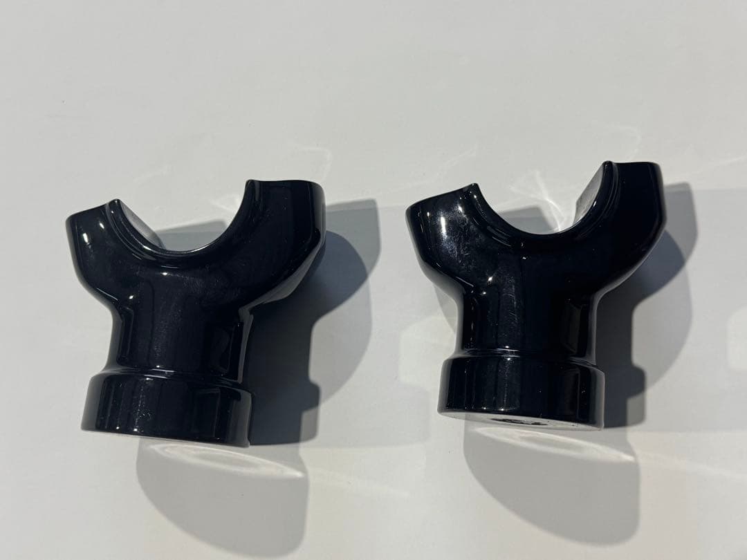 【純正】ハンドルバーライザー＆クランプキット グロスブラック ハーレー純正