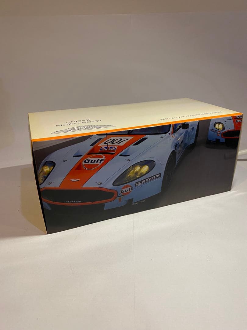 1/18 オートアート Autoart  アストンマーチン DBR9