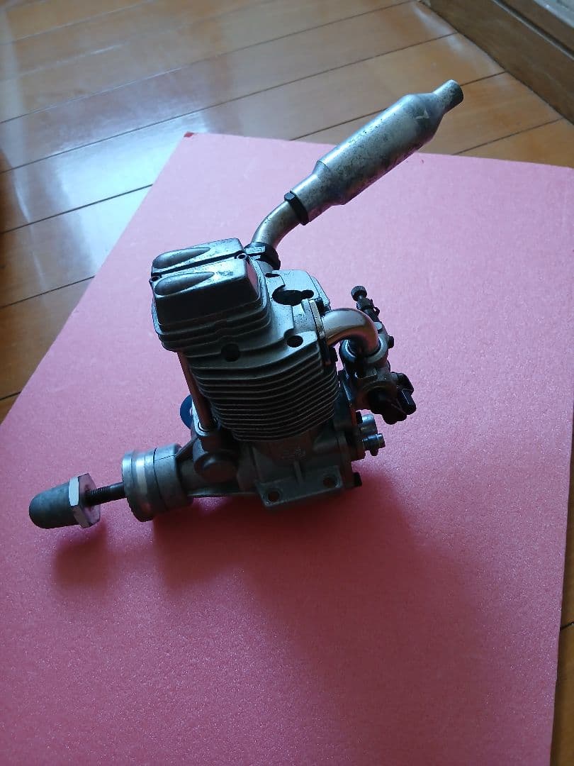 OS FS120サーパス,スーパーチャージャーシ　ラジコンエンジン