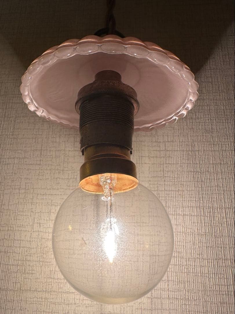 20年代 フランス アンティーク オパリンローズの可愛らしいお花アトリエランプ＊