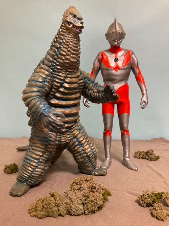 ウルトラマン VS レッドキング   カスタム品　[ビリケン商會•円谷プロ]