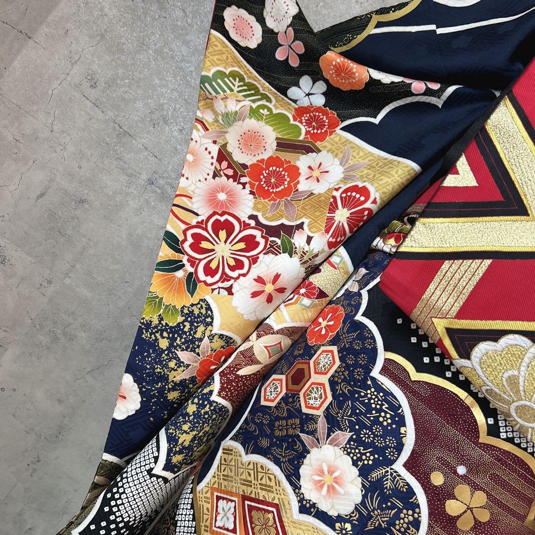 振袖　フルセット　華やか　古典柄　濃い青　豪華　金彩加工　成人式　二十歳