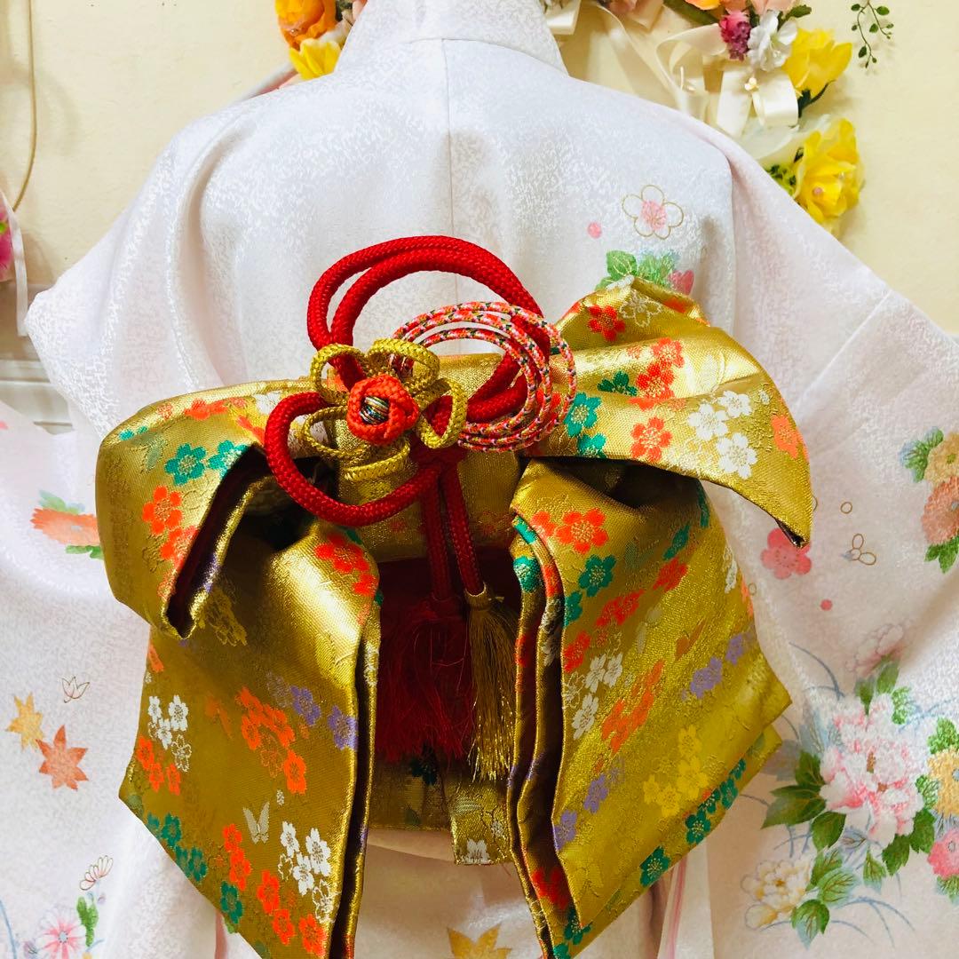 七五三七歳❣️四つ身着物未使用⭐︎白地に花々金彩煌びやか絢爛⭐︎完全フルセット銘品