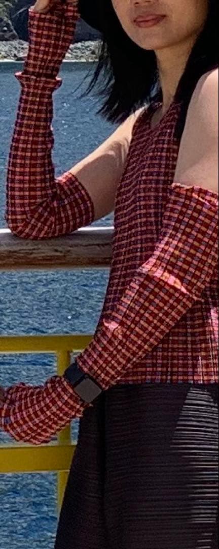 PLEATS PLEASE アームウォーマー付き