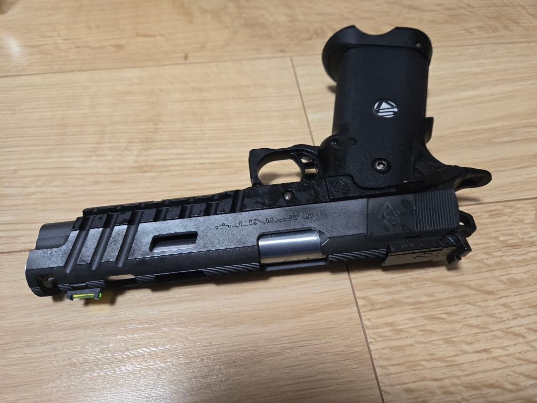 WA　SV インフィニティ エクセラレータ5.4 スペアマガジン付き