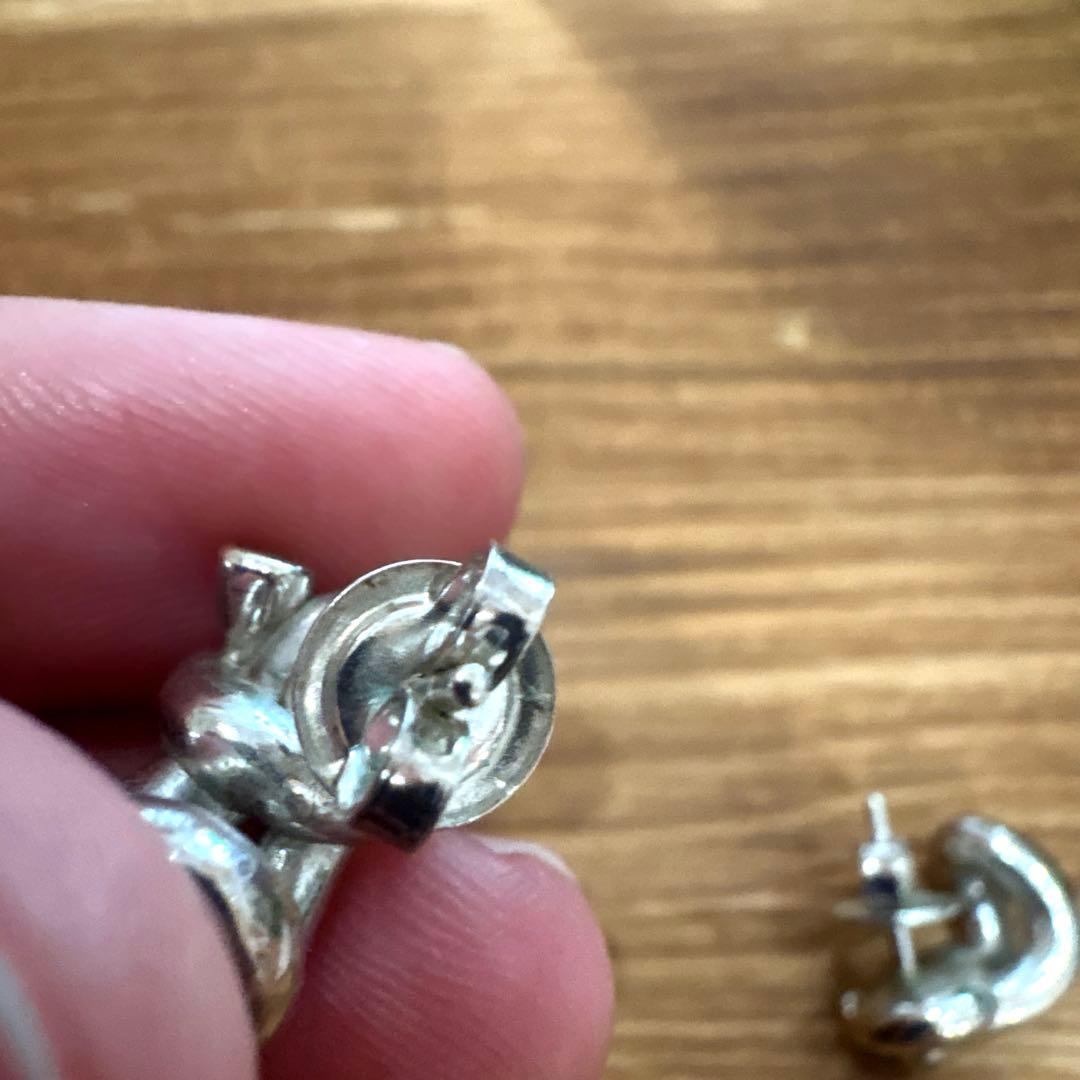 ボッテガ　ヴェネタ　ノット　ピアス　シルバー