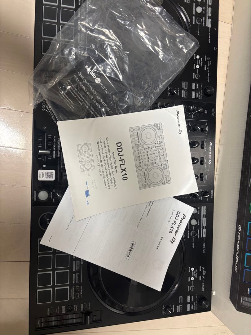 Pioneer DDJ-FLX10 DJコントローラー