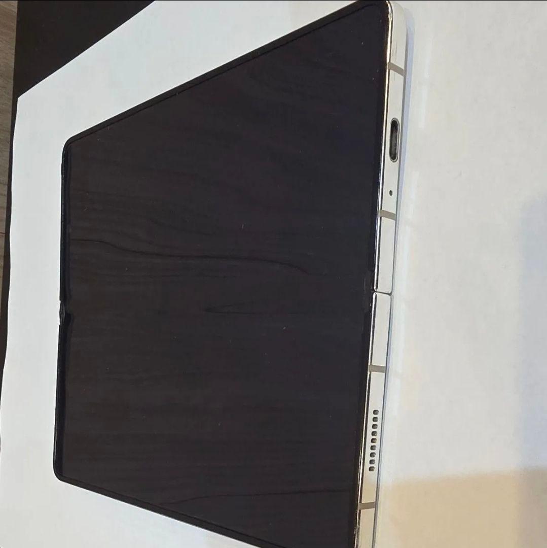 値下げ　Galaxy z fold 5 512GB 中古品 SIMフリー 韓国版