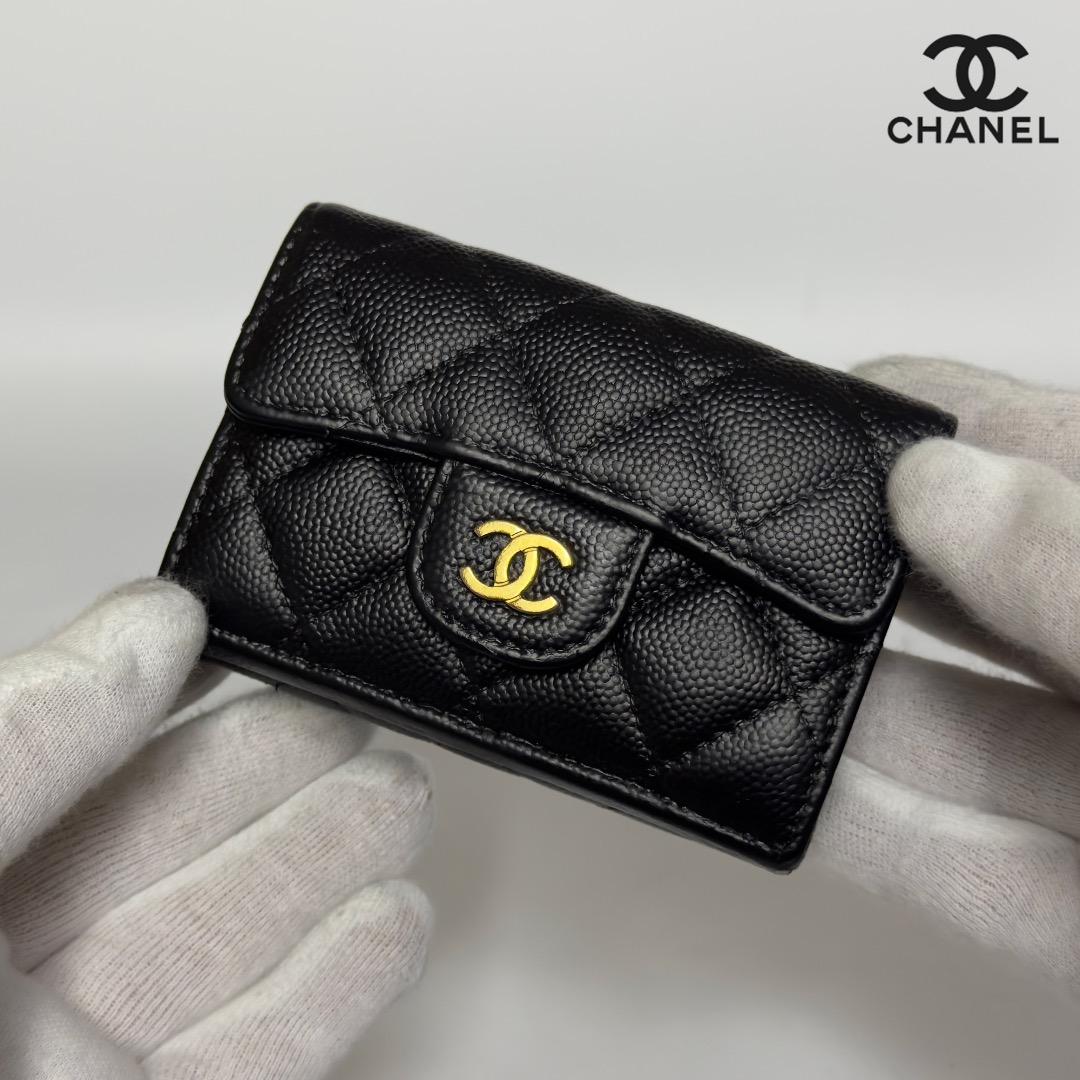 正規品　新型タイプ　シャネル　マトラッセ　ゴールド金具　Wホック　三つ折り財布