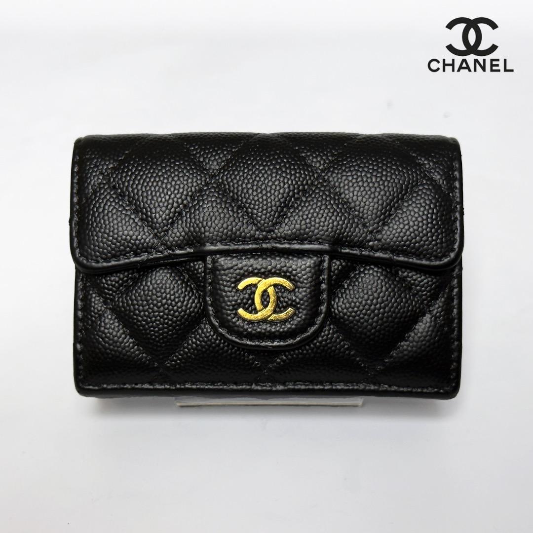 正規品　新型タイプ　シャネル　マトラッセ　ゴールド金具　Wホック　三つ折り財布