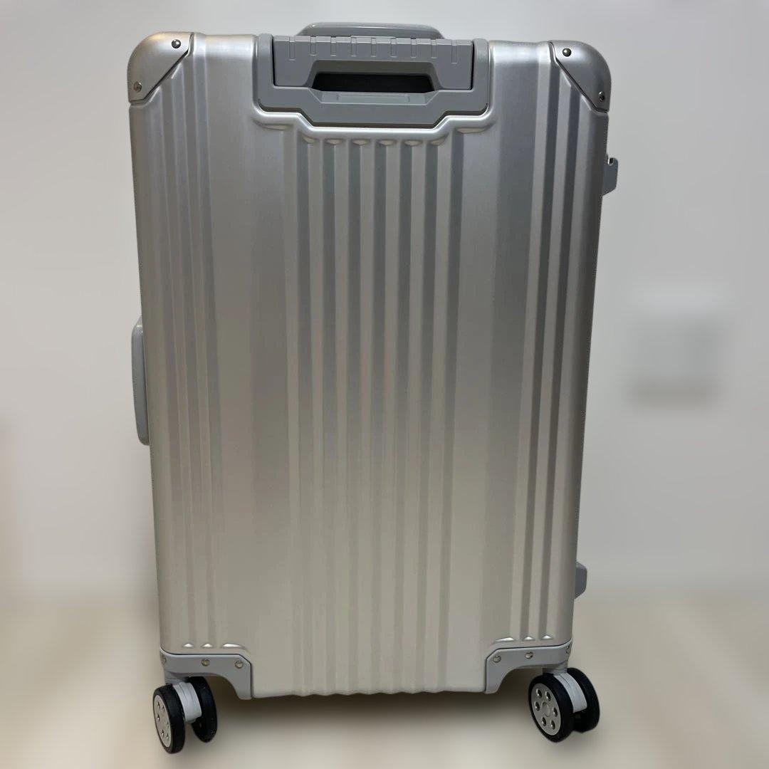 メルセデスベンツオリジナル　キャリーケース　65L