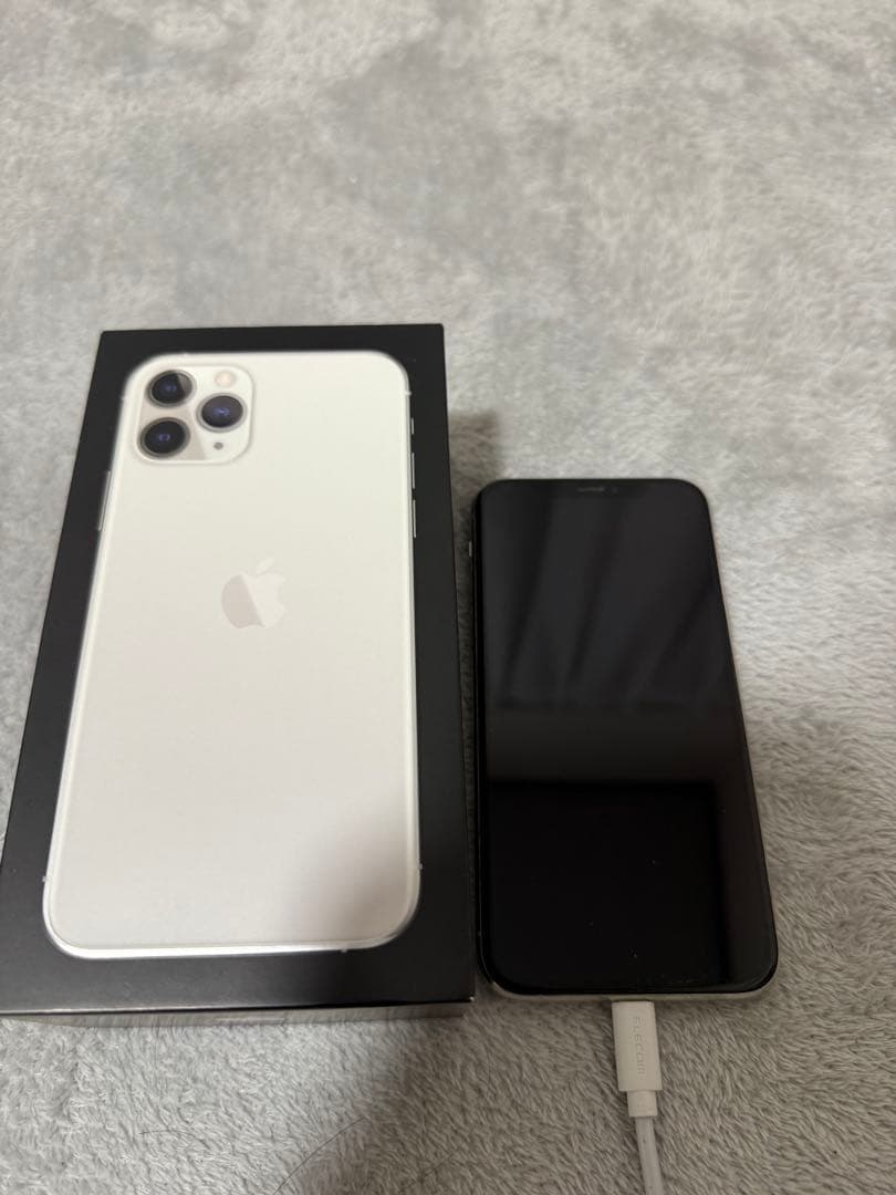 Apple iPhone 11 ホワイト 本体と箱のみ 64GB