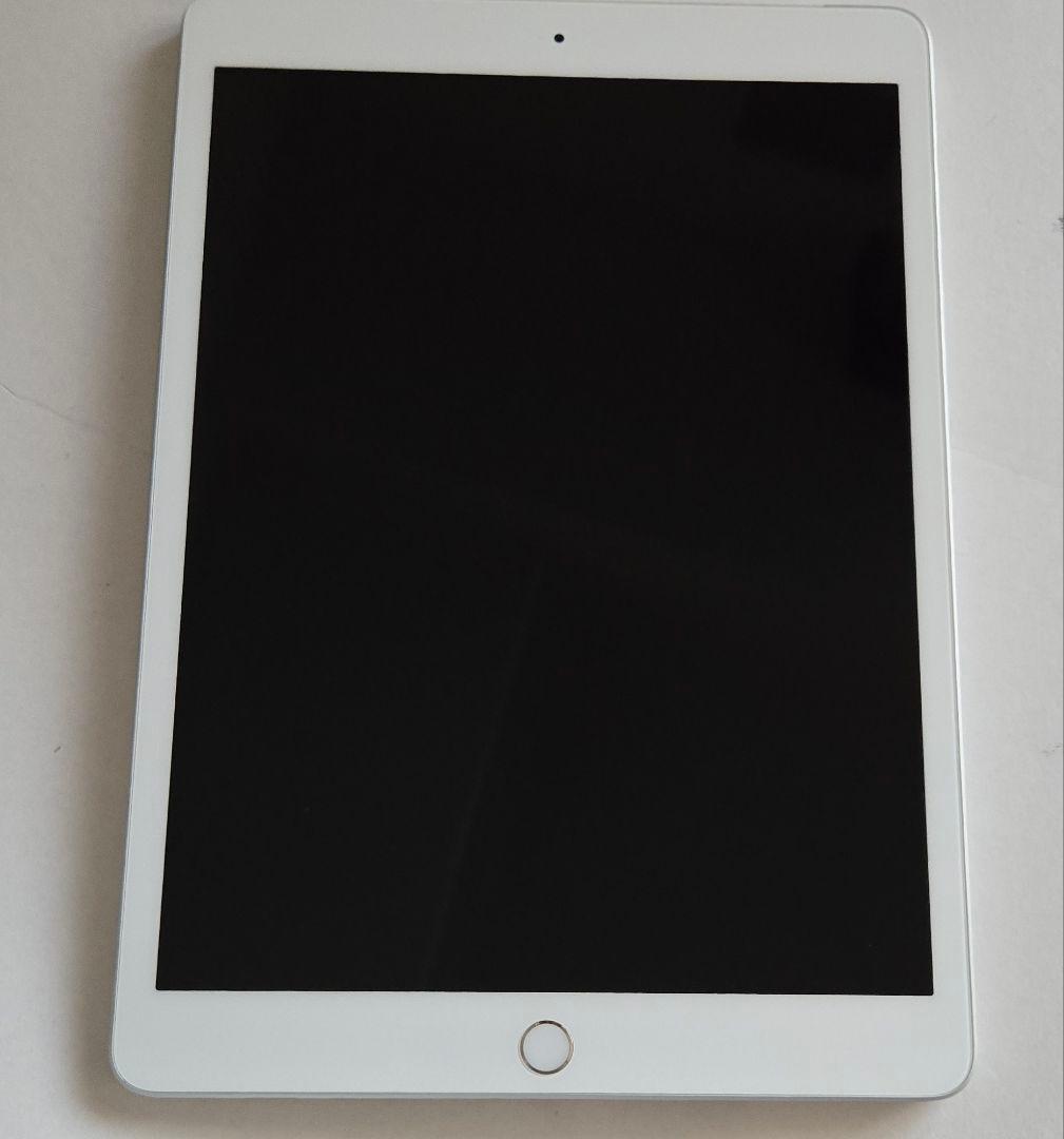 iPad 第8世代 32GB Wi-Fi+Cellular シルバー☆送料込