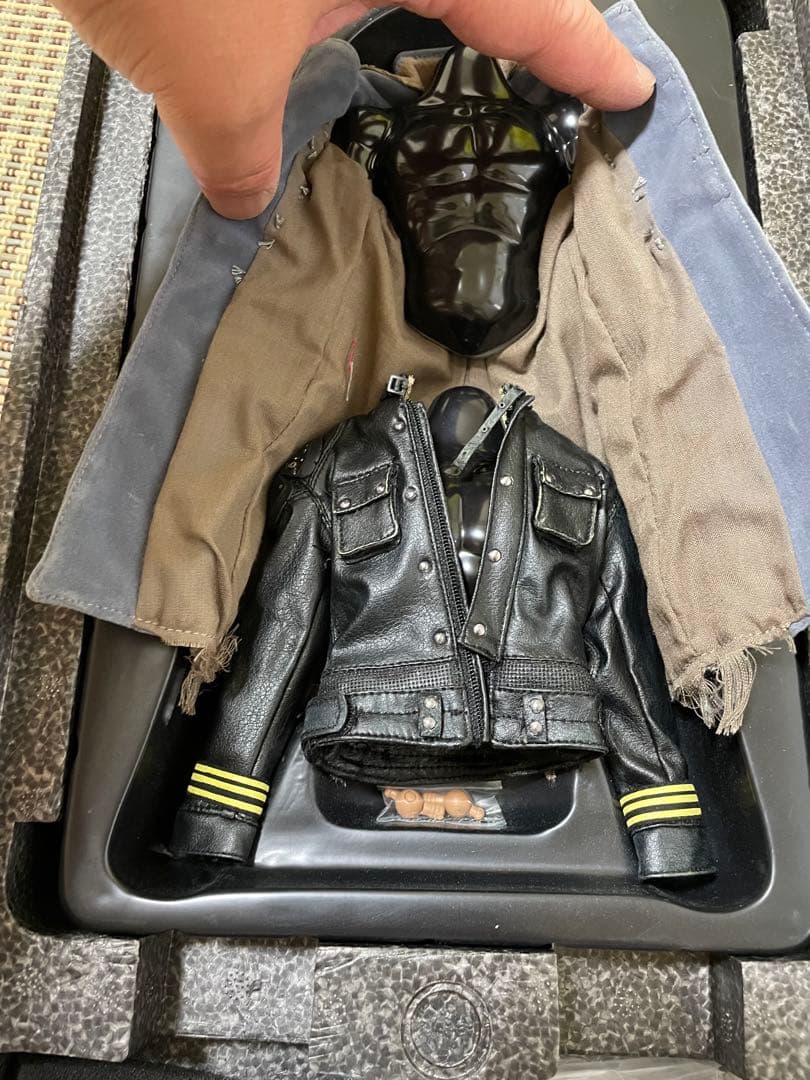 チ*ン様 ホットトイズ　ターミネーター4　マーカス・ライト