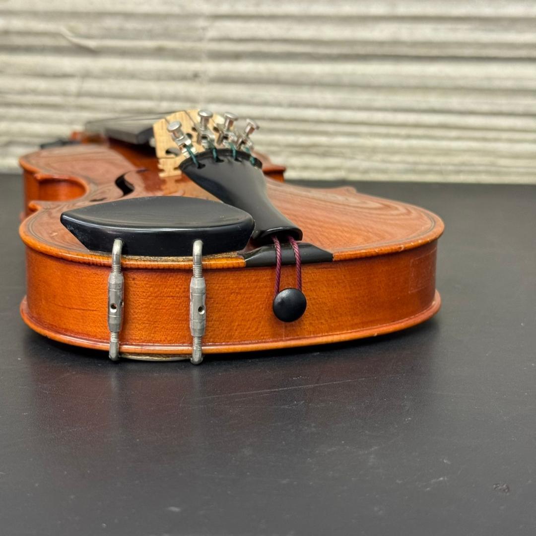 ☆スズキバイオリン　SUZUKI　1/8　No.330　1992　ケース付き