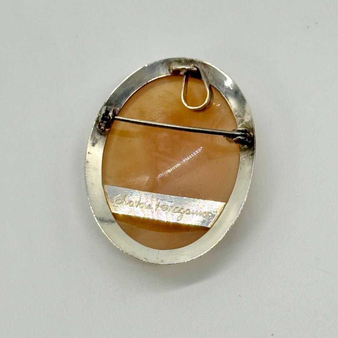 Salvatore Ferragamo フェラガモ ブローチ カメオ 925