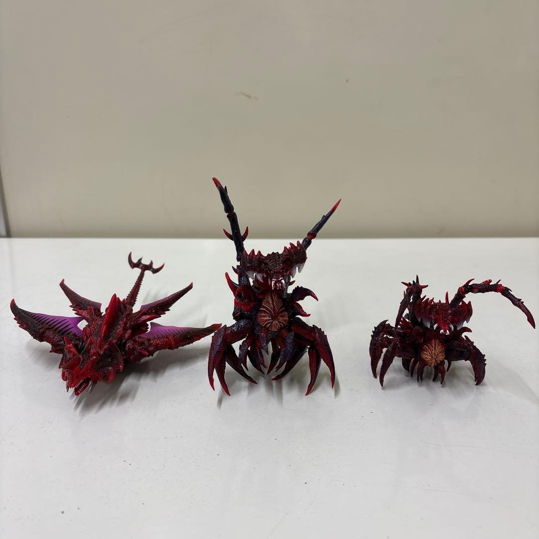 S.H.MonsterArts　デストロイア 　エボリューションセット