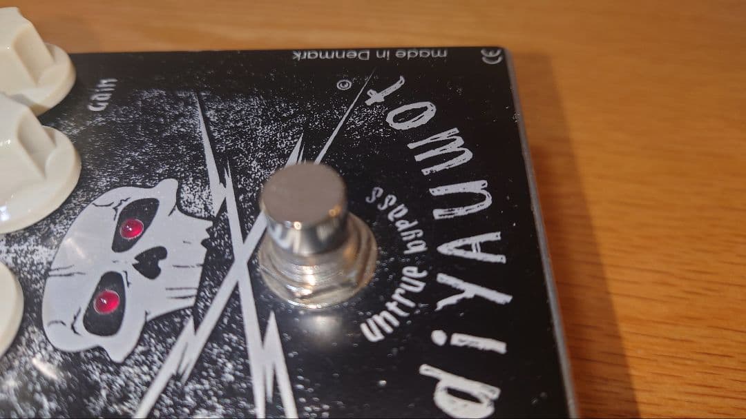 emma electronic PisdiYAUwOT ギターエフェクター