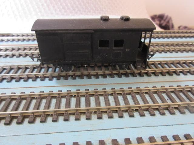 C形タンクが牽引する 無蓋貨車 8点セット　HOゲージ（金属製）