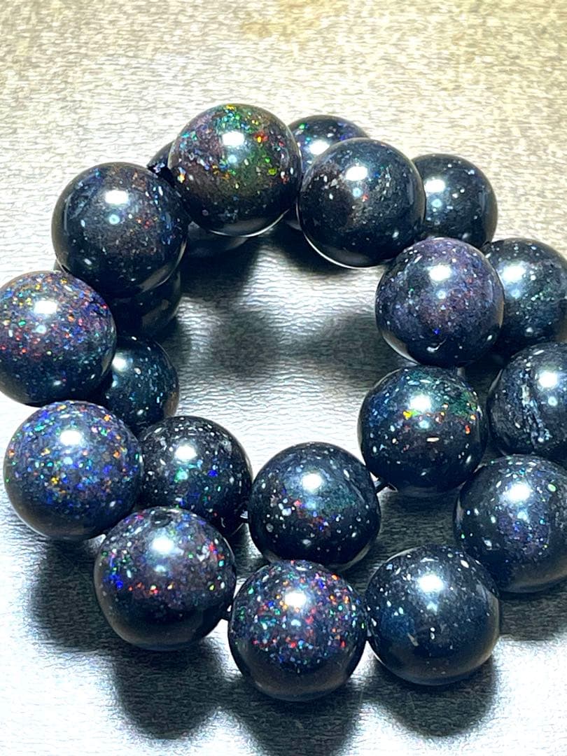 【新入荷】超高品質　ブラックマトリックスオパールブレス9.7㎜（新品未使用）虹色