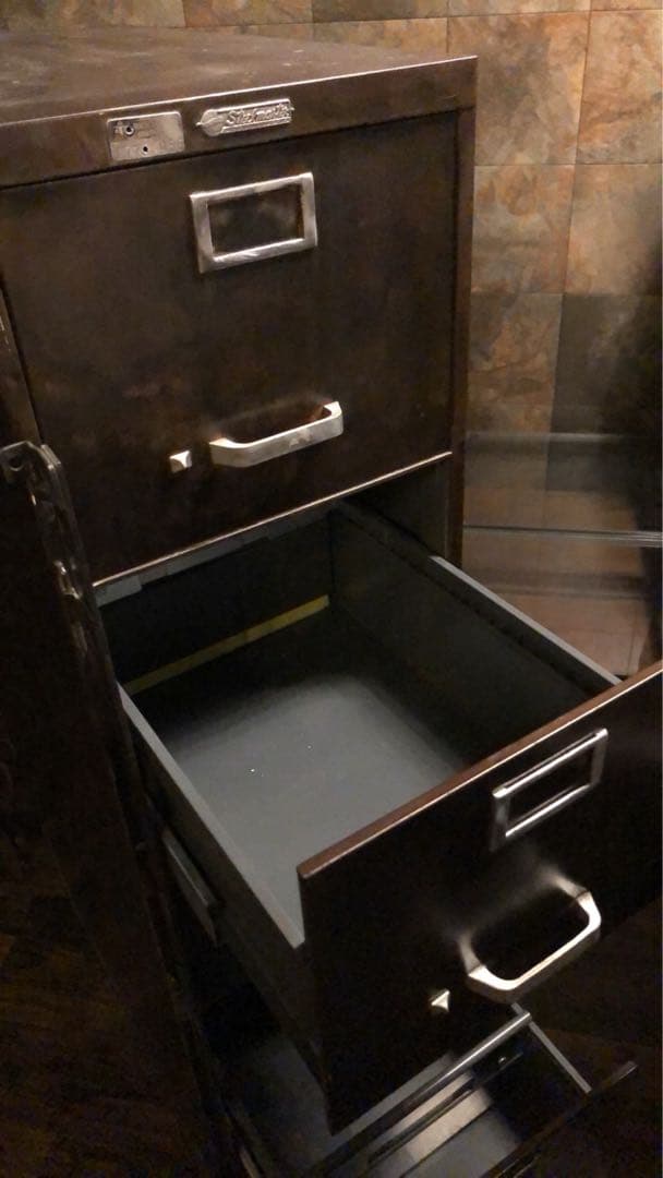 アメリカ製アンティーク スチールブラックキャビネット 5段