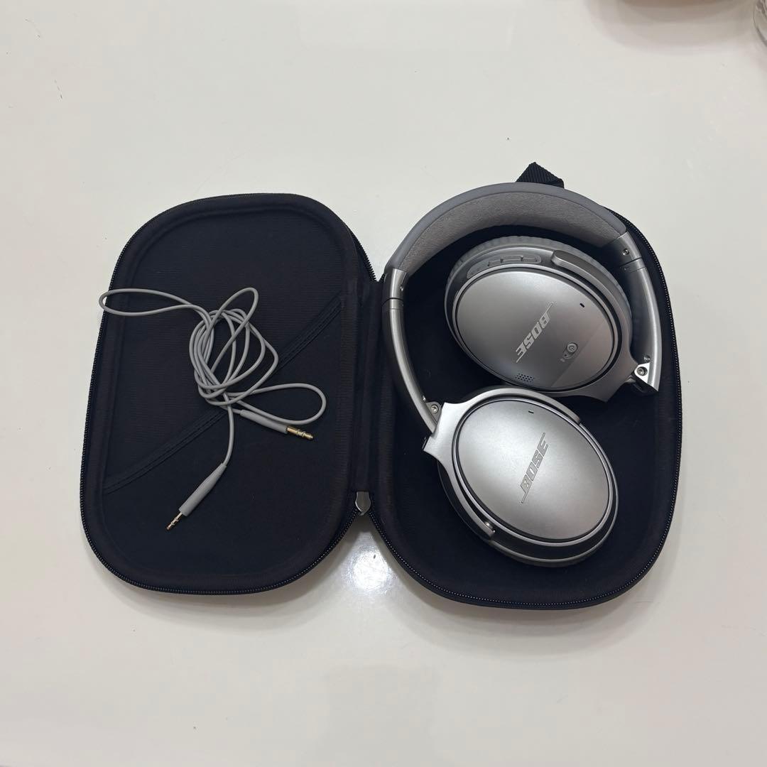 Bose ワイヤレスヘッドホン シルバー