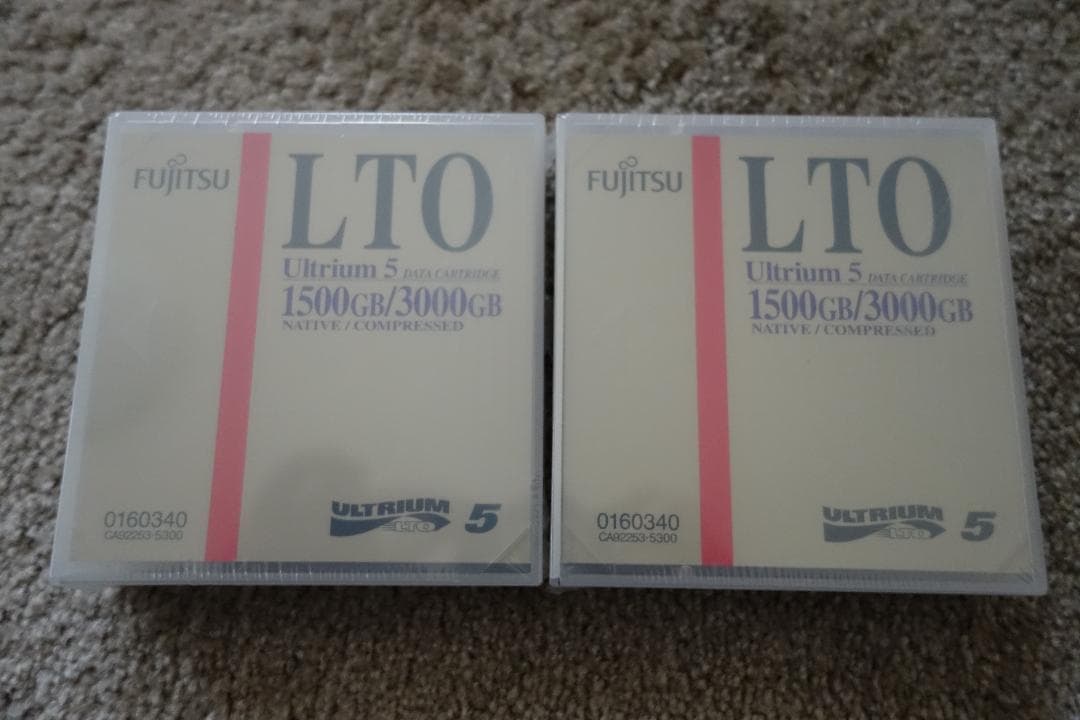【新品】Fujitsu LTO5 Ultrium 5 1500GB/3000GB