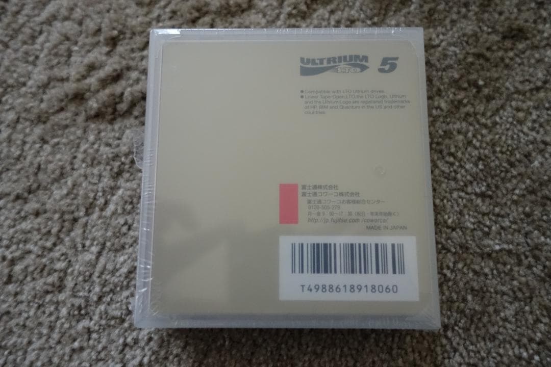 【新品】Fujitsu LTO5 Ultrium 5 1500GB/3000GB