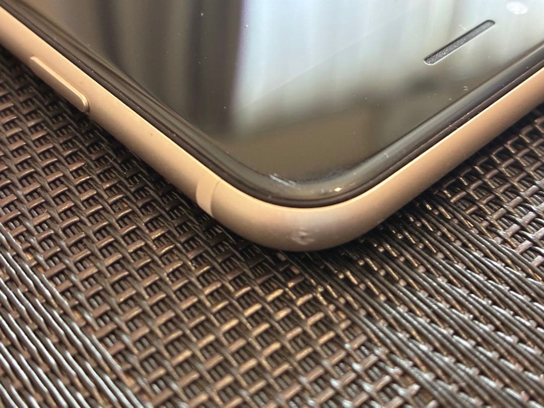 iPhone SE 第3世代 64GB スターライト 本体 箱あり