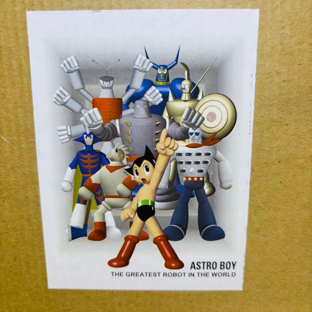 地上最大のロボット　フィギュア　手塚治虫ワールド　グッズ　ASTRO BOY