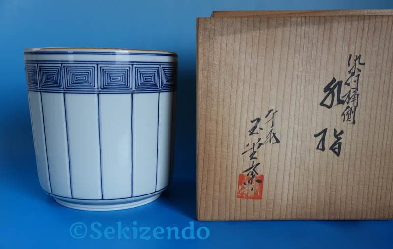 京焼 清水焼　染付　桶側　水指　　平安玉堂窯 共箱 茶道具 手塚祥堂作 2511