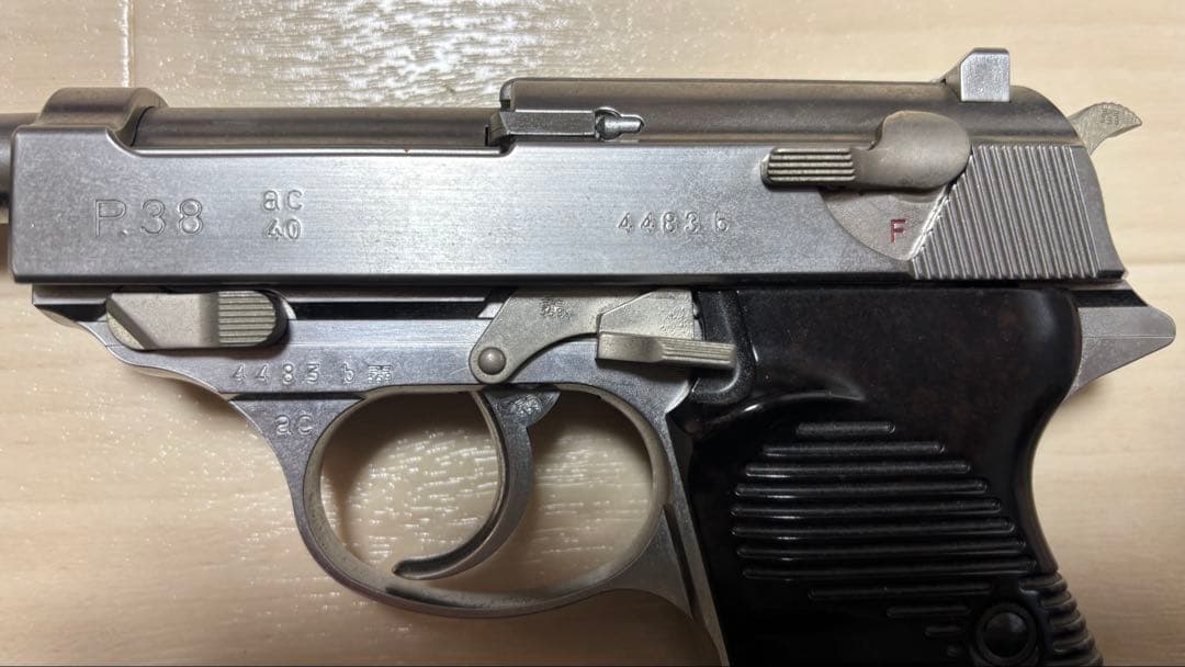 P38 ガスガン シルバー