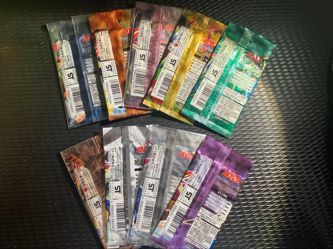 N*e様 遊戯王　未開封　パック　絶版　2期　セット