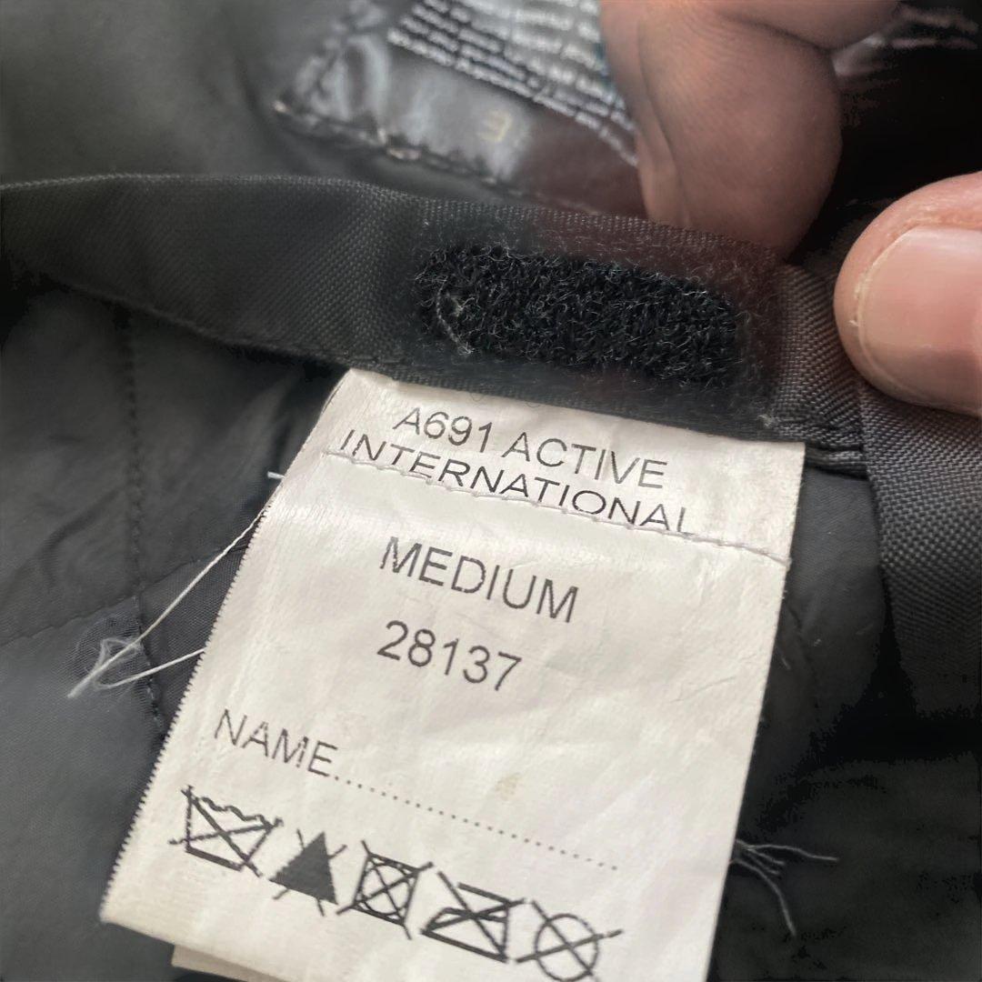 BARBOUR インターナショナル　M レア　ブラック　フード付き　オイルド